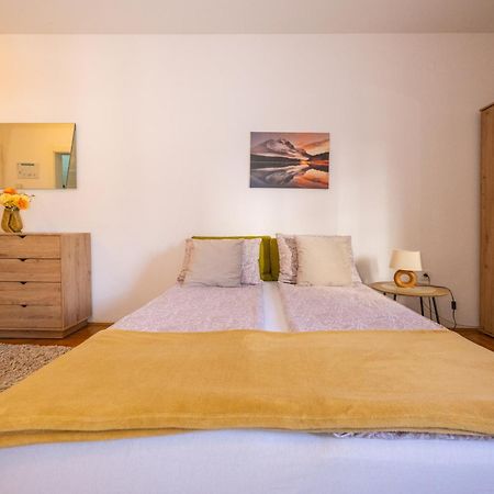Mina Penthouse Apartamento Novi Sad Exterior foto